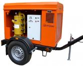 Винтовой компрессор ЗИФ СВЭ-6,3/0,7 в кожухе на шасси